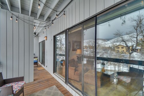 Private Ski Retreat in Avon: Eagle River Views!