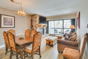 Apartment (2 Bedrooms) | Front of property - Private Ski Retreat in Avon: Eagle River Views! (Avon)