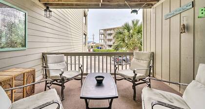 Coastal Condo w/ Pool Access - Steps to Beach