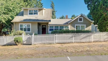 House (2 Bedrooms) | Front of property