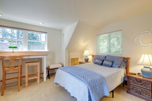 House (2 Bedrooms) | Interior - Charming Indianola Home: Walk to Town! (Indianola)