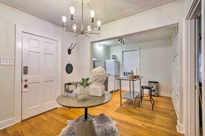 Interior - Charming Little Rock Condo: Walk to Downtown! (Little Rock)