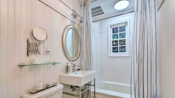 Căn hộ (1 Bedroom) | Phòng tắm