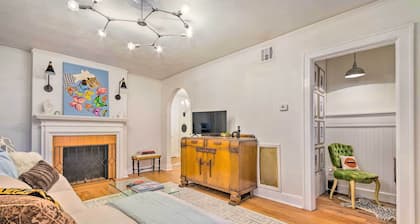 Charming Little Rock Condo: Walk to Downtown!