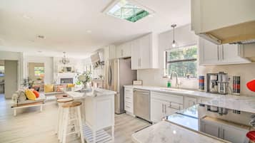 Cottage (3 Bedrooms) | Interior