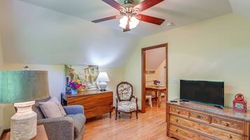 Cottage (1 Bedroom) | Interior