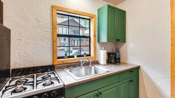 Apartment (1 Bedroom) | Interior