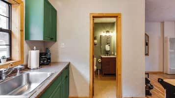Apartment (1 Bedroom) | Interior