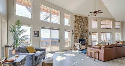 Eureka Springs Gem: 2 Decks, Mtn + Lake Views