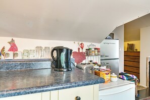 Apartment (0 Bedroom) | Bahagian dalam