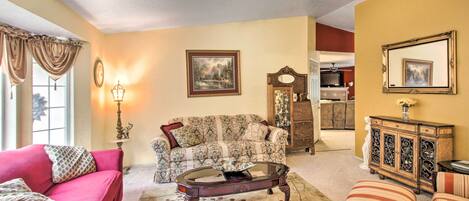 House (2 Bedrooms) | Interior