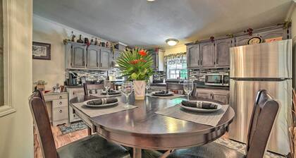 Cozy Hale Home Between Long & Loon Lakes!