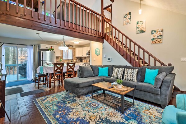 TV, fireplace, video-game console - Family-friendly Tobyhanna Home w/ Game Room! (Tobyhanna)