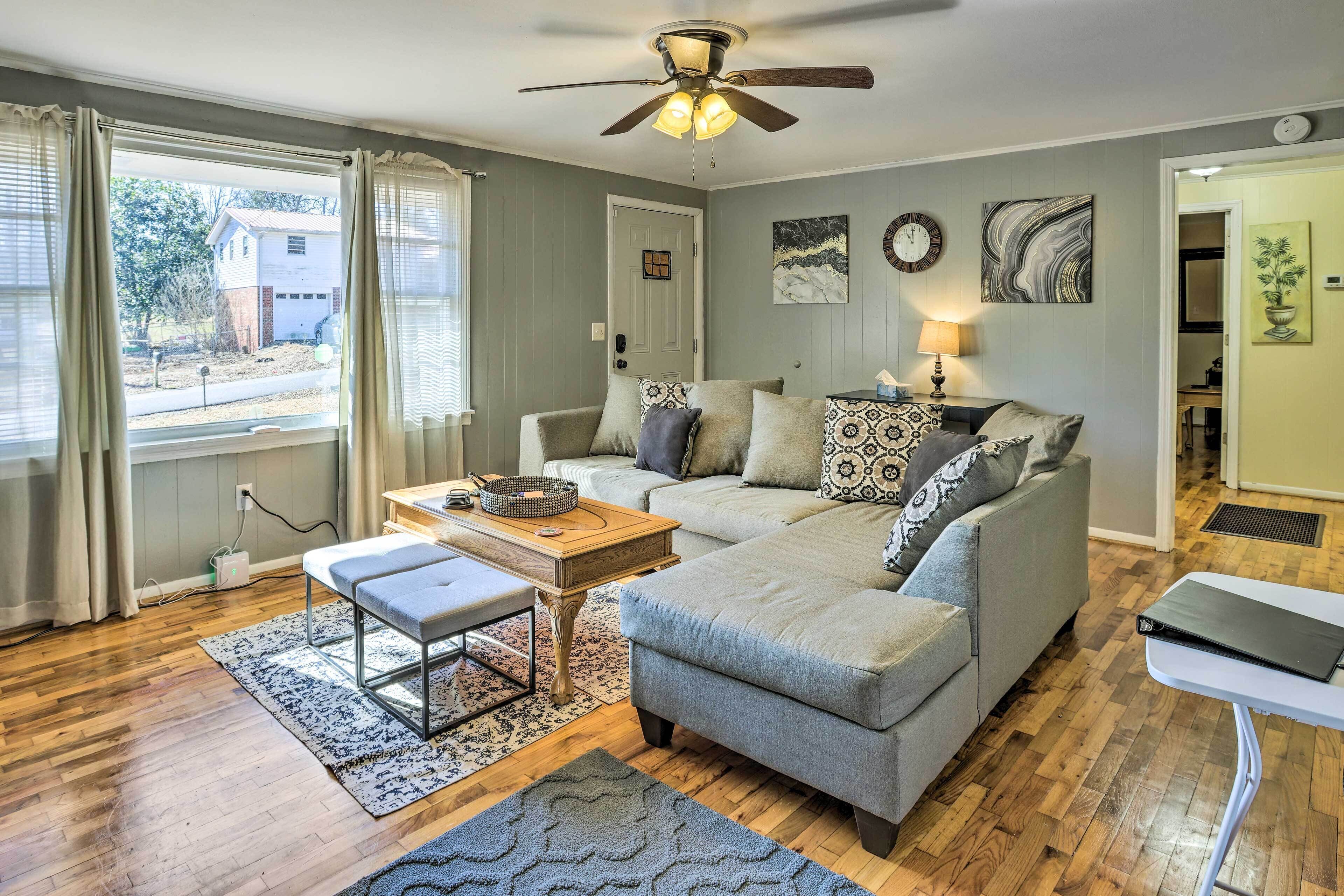 Cozy Anniston Vacation Rental w/ Yard