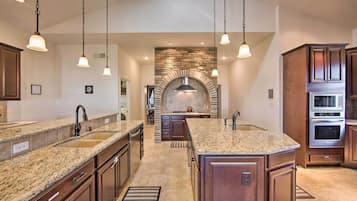 Nhà (3 Bedrooms) | Nội thất