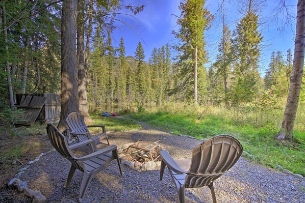 Property grounds - Dog-friendly Noxon Abode - 10 Mi to River! (Noxon)