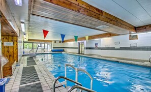 Interior - Cozy Lincoln Condo ~ 1 Mi to Loon Mountain! (Lincoln)
