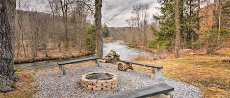 House (6 Bedrooms) | Interior