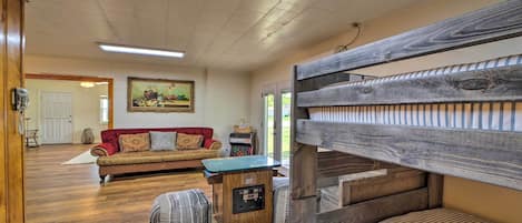 House (1 Bedroom) | Interior