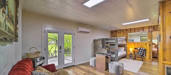 Walk to Lake: Historic Disney Home