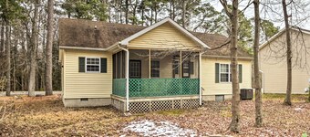 Pool Access + Fire Pit: Ocean Pines Retreat!