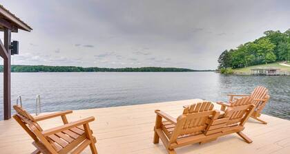 Dock & Kayaks: Lakefront Roanoke Rapids Home
