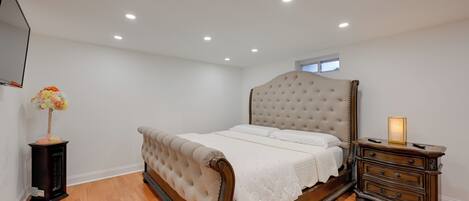 Apartment (1 Bedroom) | Interior