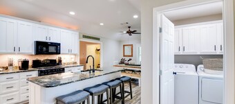 'leaping Toad Ranch' ~ 9 Mi to Lake Granbury!