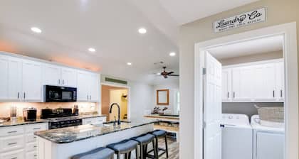 'leaping Toad Ranch' ~ 9 Mi to Lake Granbury!