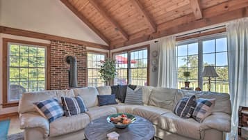 Cottage (1 Bedroom) | Interior