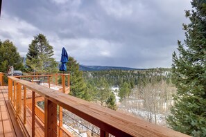 House (3 Bedrooms) | Front of property - Mountain-view Angel Fire Escape 'ace's Place' (Angel Fire)