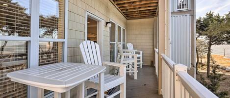 Apartment (3 Bedrooms) | Front of property