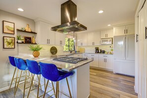 House (4 Bedrooms) | Interior - Mount Vernon Home w/ Private Hot Tub (Mount Vernon)