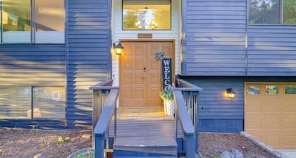 Mount Vernon Home w/ Private Hot Tub