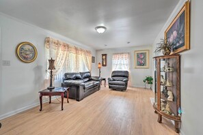 單棟房屋 (2 Bedrooms) | 內部