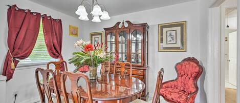 House (2 Bedrooms) | Interior