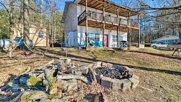 Cottage (3 Bedrooms) | Front of property