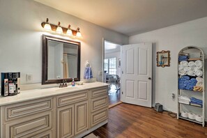 Cottage (3 Bedrooms) | Interior