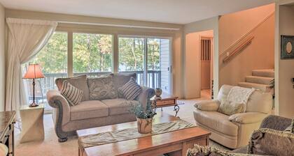 Lakefront Townhome w/ View in Hot Springs Village!