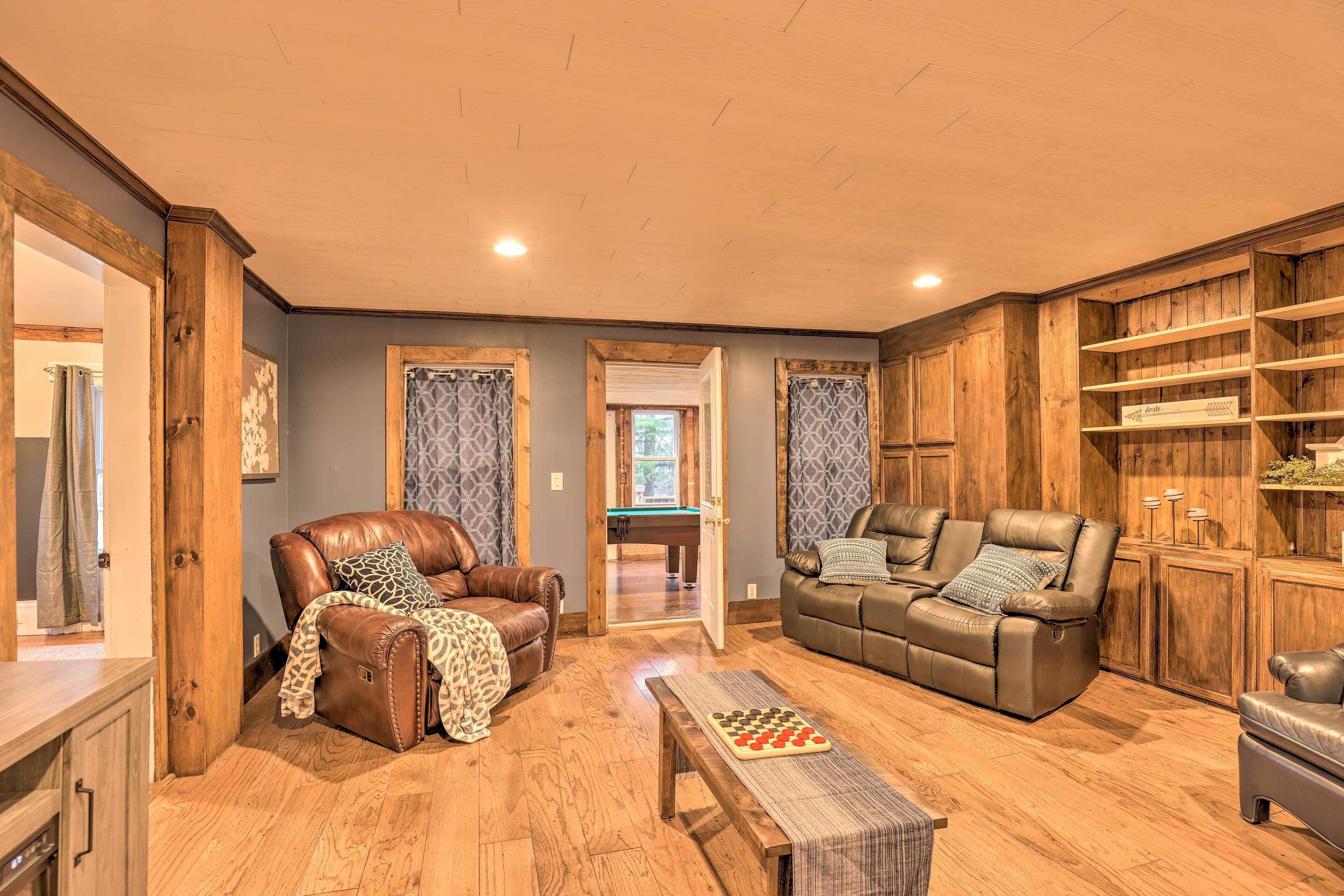 Pet-friendly Seneca Lake Home w/ Private Deck