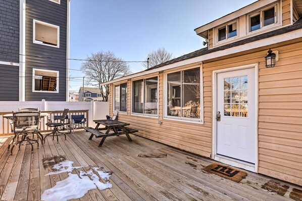 Outdoor dining - Pet-friendly Belmar Cottage < 1 Mi to Beach! (Belmar)