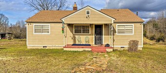 Oxford Home on Private Land < 7 Mi to Dtwn!