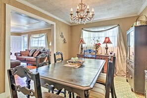 House (3 Bedrooms) | Interior - Oxford Home on Private Land < 7 Mi to Dtwn! (Oxford)