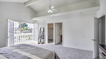 บ้านพัก (4 Bedrooms) | 4 ห้องนอน, เตารีด/โต๊ะรีดผ้า, ผ้าปูที่นอน