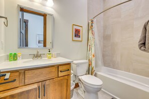 Apartment (4 Bedrooms) | Interior - Modern Fraser Townhome w/ Private Hot Tub & Decks! (Fraser)