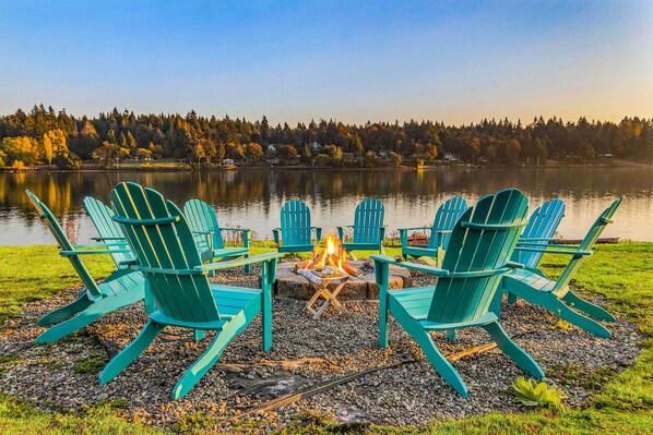 Front of property - 'the Hammersley' Luxury Waterfront Estate! (Shelton)