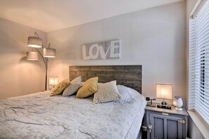 Apartment (1 Bedroom) | Interior