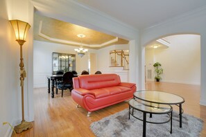 Interior - Spacious Cary Home 21 Mi to Downtown Raleigh! (Cary)