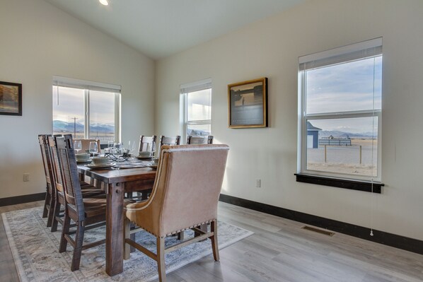 House (3 Bedrooms) | Interior - Tranquil Silverwood Estates < 1 Mile to River! (Dillon)