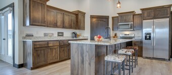 1 Mi to Beaverhead River: Mtn-view Dillon Retreat